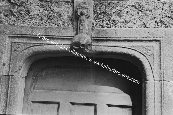 GORMANSTOWN CASTLE  THE CHAPEL DETAIL OF DOOR AND JANSENIST CROSS